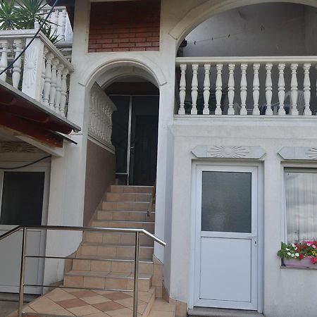 Prenociste Orhideja Hotel Odzak Luaran gambar