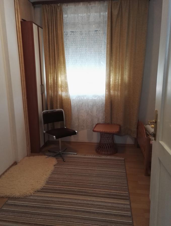 Prenociste Orhideja Hotel Odzak Luaran gambar