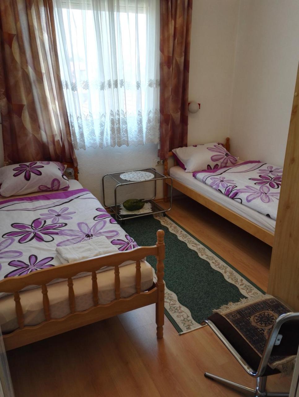 Prenociste Orhideja Hotel Odzak Luaran gambar