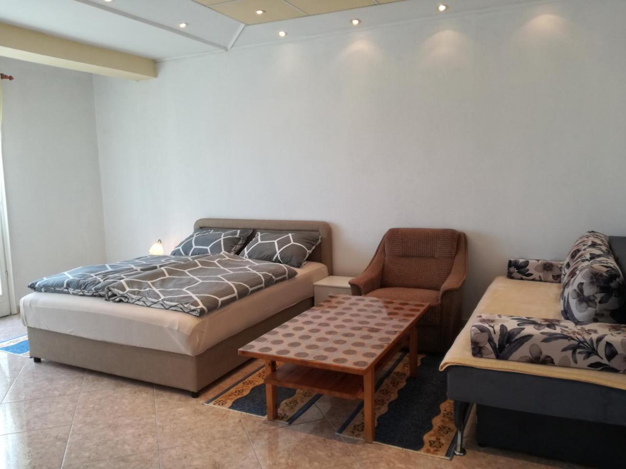 Prenociste Orhideja Hotel Odzak Luaran gambar